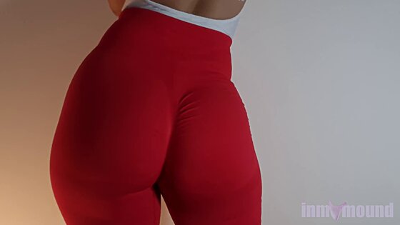 latin big butt in tight leggings