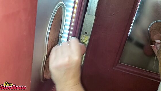 squirter blowjob gloryhole