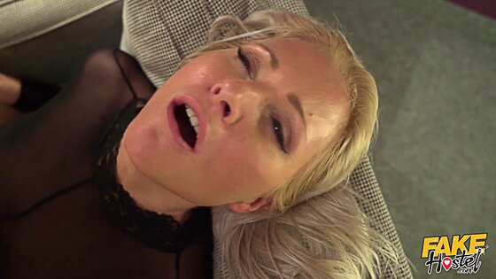 innie pussy fake nude jennifer love hewitt