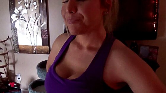 college naughty wife blowjob