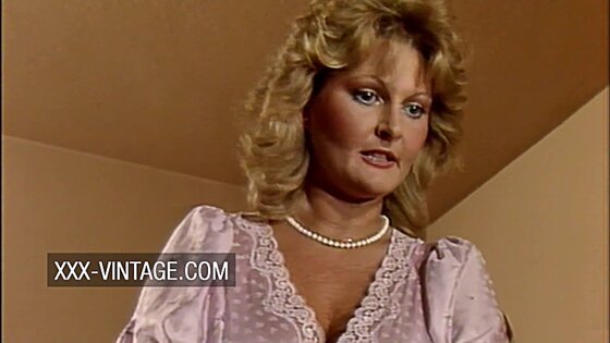 blonde orgy club old swinger