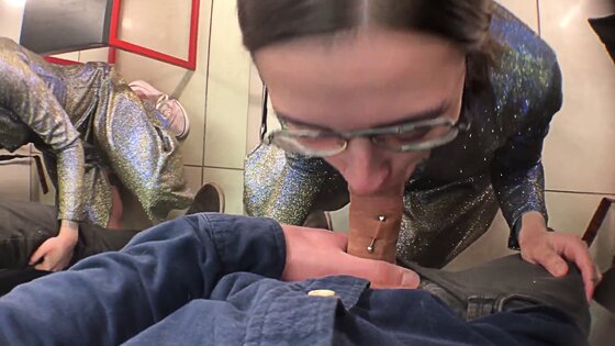 fitting room publick sex porn videos