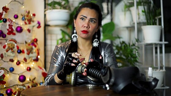 glove sexvid doma fetish latex rubber
