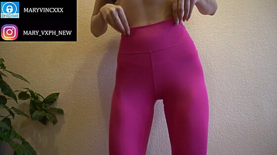 tight ass sexy ass in leggings