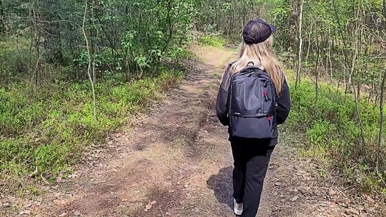 засветила сиськи широкие бедра и узкая талия